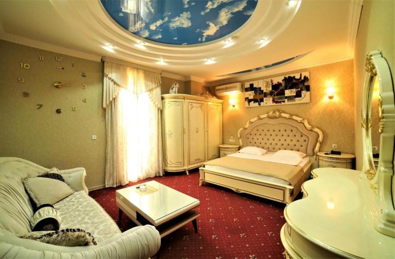 Agava Tbilisi Hotel Buitenkant foto