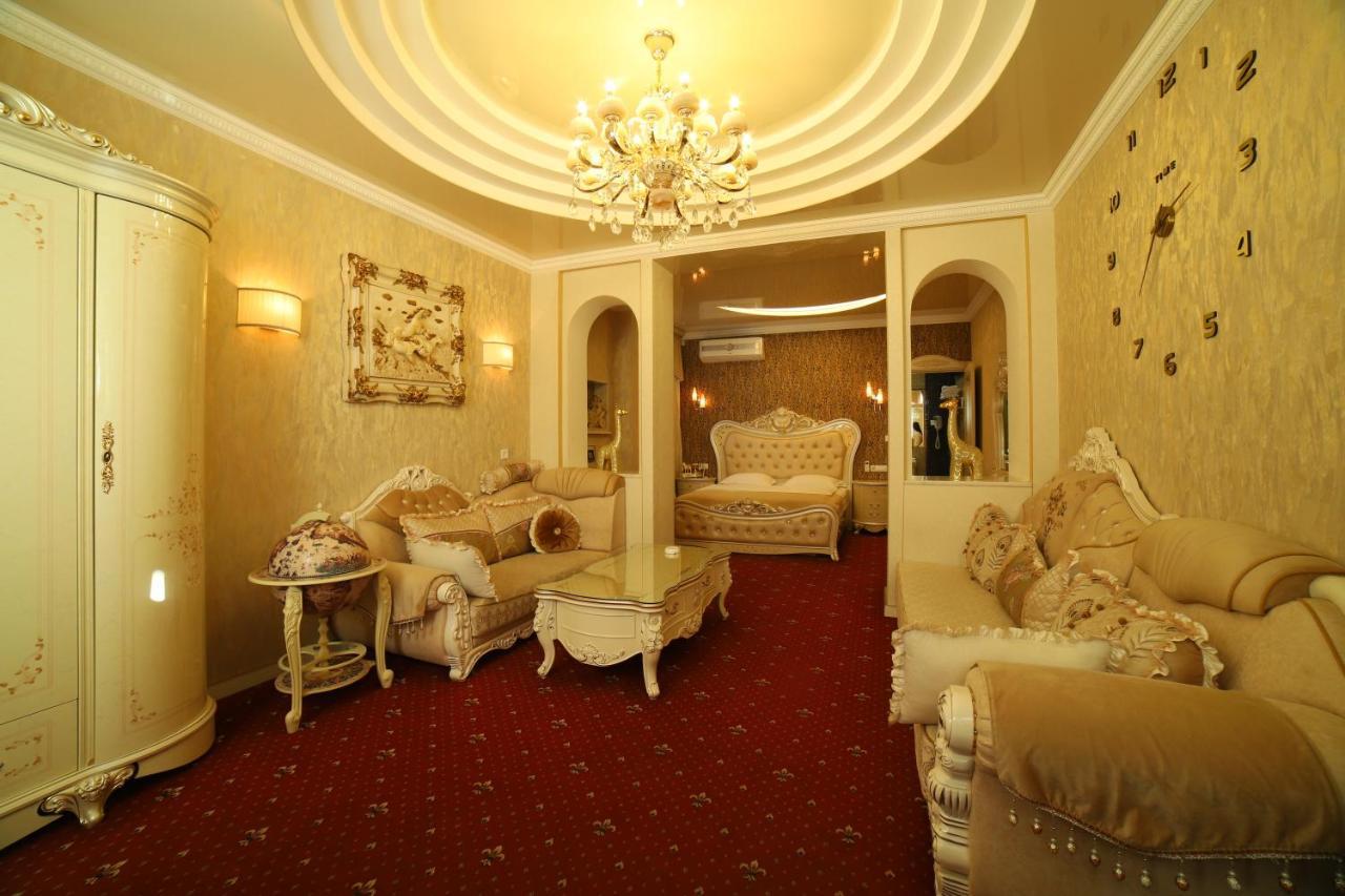 Agava Tbilisi Hotel Buitenkant foto