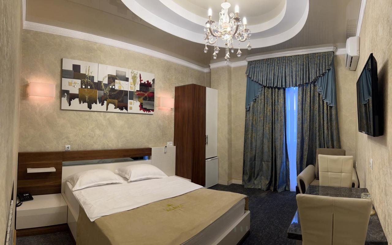 Agava Tbilisi Hotel Buitenkant foto